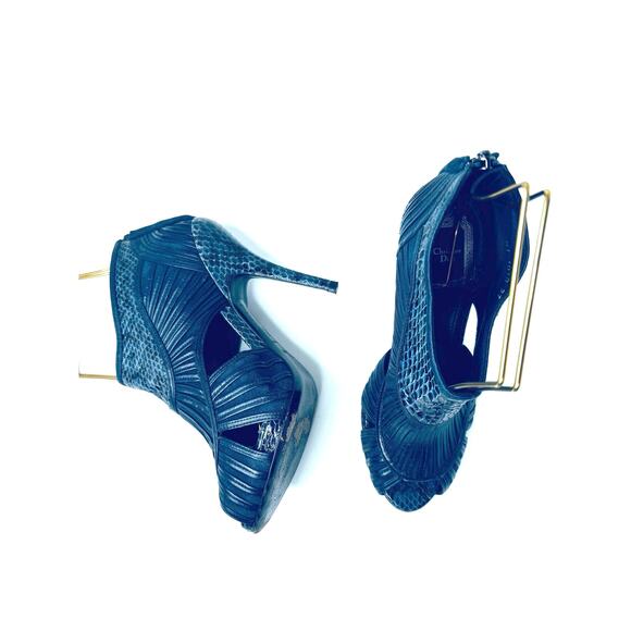 Christian Dior vintage Navy Snakeskin Embossed Open Toe Cutout Booties Size 37 - Picture 3 of 7